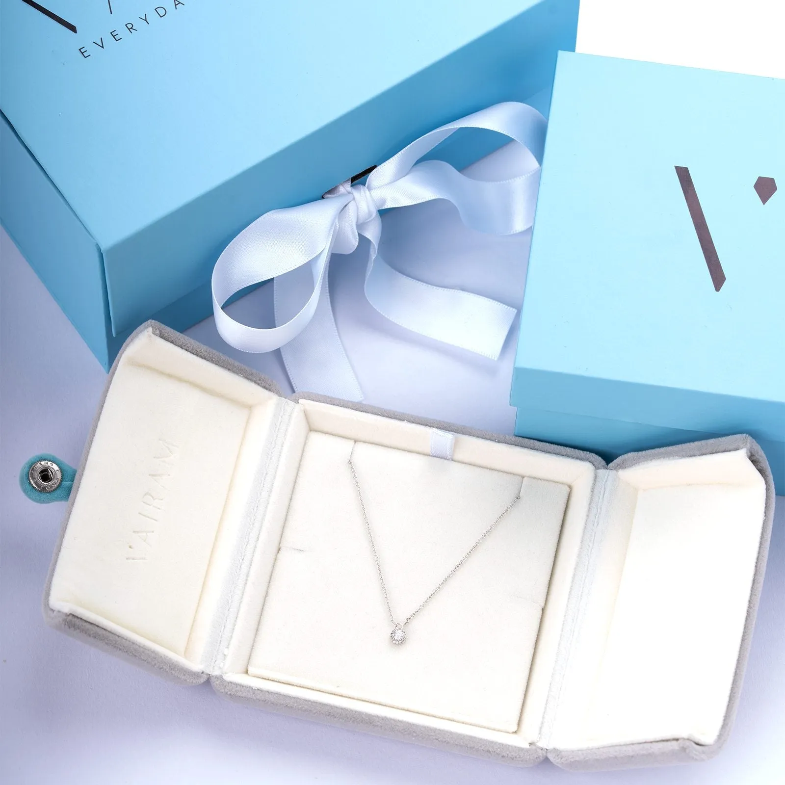 Little Charming Solitaire Necklace